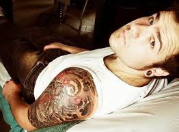 Tracking vaccination history with invisible tattoos. Tattoos Help Vaccines Penetrate Skin Abc Sc Australian Broadcasting Corporation