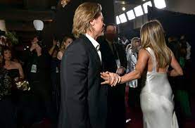 Brad pitt did not cheat on jennifer aniston. Liebes Comeback Oder Ubergriff Denkwurdiges Wiedersehen Von Brad Pitt Und Jennifer Aniston Unterhaltung Stuttgarter Nachrichten