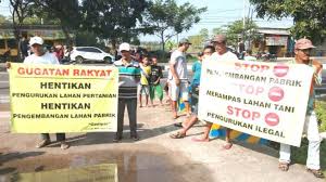 Juru bicara pt ktm lamongan, mustofa, mengatakan pabrik ini mampu memproduksi 12 ribu ton cane per day (tcd). Aksi Gerakan Muda Peduli Rakyat Di Pt Ever Age Valves Metals Lamongan