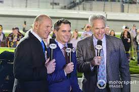 Fox sports now says there are no plans to replace him. Darrell Waltrip To Retire From Fox Broadcast Booth After 2019