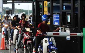 Rapidkl), theme park and cashless reviews for the top credit cards in malaysia. Touch N Go Reload Lanes On Penang Bridge Halted To Curb Covid 19 Spread Free Malaysia Today Fmt