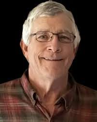 Robert Alan's Instagram, Twitter & Facebook