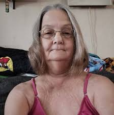 Drug Phyllis Gilbreath to Miley Clay Circle volleyball game tonight. 1st  time she's been out and about in a long time.