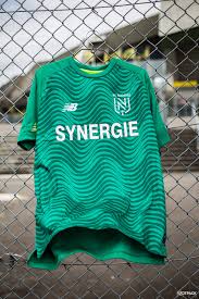 Voir plus d'idées sur le thème nouveau logo, losc, drapeau du bresil. New Balance Devoile Les Maillots 2019 2020 Du Fc Nantes