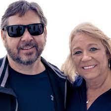 Diane Damron's Instagram, Twitter & Facebook