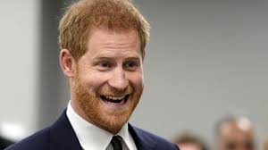 Was geht einem vater wohl durch den kopf, wenn ein prinz um die hand seiner tochter anhält? Prinz Harry Prinz Charles Oder James Hewitt Dieses Indiz Verrat Die Vaterschaft News De