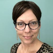 Meet Christina Fields, Volunteer Services administrative assistant.  Christina has been an employee with U-M Health since 2007. She worked in  outpatient dialysis as a certified dialysis technologist for seven years,  then in