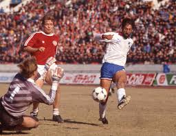 Hay 2.553 personas en situación de calle. Tphoto On Twitter Juan Carlos De Lima9 Nacional 1988toyota European And South American Cup 1988 Intercontinental Cup Nacional Uruguay 2 2 Pk 7 6 Psv Eindhoven Holland At Tokyo National Stadium In Japan 11 12 1988 Photo By