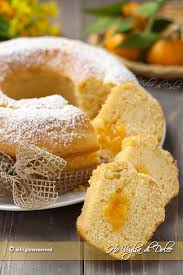 Ciambella Alla Ricotta Con Cuore Di Marmellata