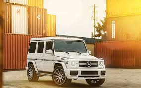 Download Wallpapers Gelendvagen Mercedes Amg G63 4k 2017 Cars Suvs Tuning White Gelendvagen G63 Mercedes Besthqwallpapers Com Mercedes G63 Mercedes Mercedes G