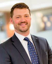 Kyle Laube-Financial Advisor, Ameriprise Financial Services, LLC, 10159  Wayzata Blvd, Ste 200, Hopkins, MN 55305, US