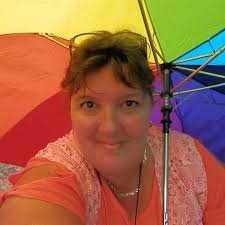 Looking for Bat Related items,Johanna Parker, and vintage style halloween  deco ! But mostly Bats! 🦇🦇