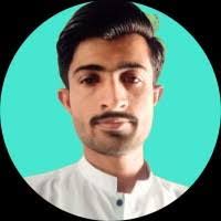 Andrea Runkel's Instagram, Twitter & Facebook