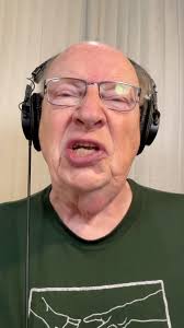 Beyond stoked to announce we got Jeff Steitzer AKA the Halo multiplayer  announcer “God” to record some custom samples for us! We can’t wait to show  you what’s to come. GET SCRAPED!, ., ., #halo ...