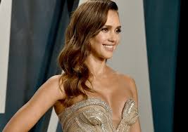 32356 jessica alba pictures from 2020. Jessica Alba At The Vanity Fair Oscars Afterparty 2020 It S Party Time See Every Incredible Dress At The Vanity Fair Oscars Afterparty Popsugar Fashion Middle East Photo 45