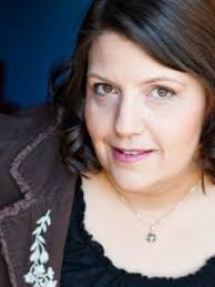 Kerri Norris's Instagram, Twitter & Facebook