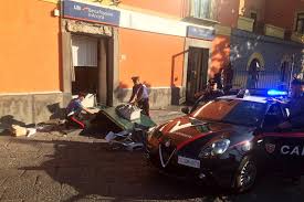 Bnl banca nazionale del lavoro s.p.a. Sdradica Il Bancomat Con Un Autocarro Arrestato 40enne