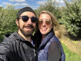 Long distance relationships have always been with us. Pandemic Dating How Couples Have Safely Started Relationships Despite Covid 19 Kawarthanow