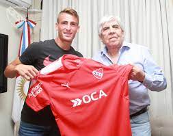 Se Oficializo El Contrato De Romero Todas Las Noticias De Independiente Infiernorojo Com