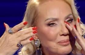 Marta Arnold's Instagram, Twitter & Facebook