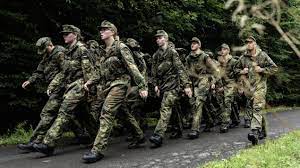 Dabei handelt es sich um mehr als ein bloßes konzept zur menschenführung, da es unter anderem die basis für das. Innere Fuhrung In Der Krise Braucht Die Bundeswehr Ein Neues Leitbild Archiv