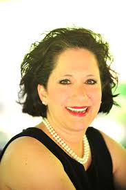 Melinda Rainey's Instagram, Twitter & Facebook