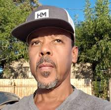 Happy 40th birthday to my amazing wife @myraflynn 🎉❤️ Not only is she an  amazing wife and mother, but she also juggles her successful journalism and  music career simultaneously. You are a