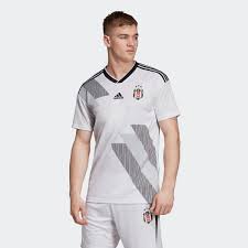 Weitere ideen zu türkische flagge, besiktas trikot, fußball hintergrund. Adidas Besiktas Jk Heimtrikot Weiss Adidas Deutschland