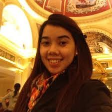 Mitzi May's Instagram, Twitter & Facebook