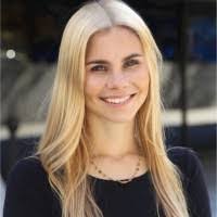 Elinor Dowd's Instagram, Twitter & Facebook