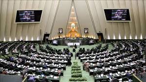 اولین جلسه «حضوری» مجلس ایران پس از جنگ؛ قالیباف رئیس باقی ماند