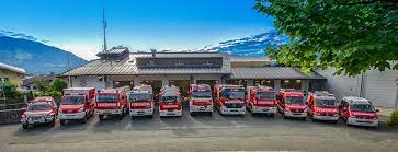 Jun 03, 2021 · dahinter folgten tirol mit 50,9, niederösterreich mit 30,9 und wien mit 29,5. Freiwillige Feuerwehr St Johann In Tirol Posts Facebook