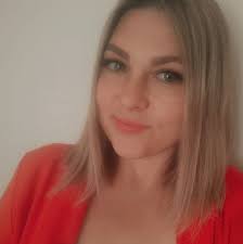 Roses in landscaping, full plant photos wanted