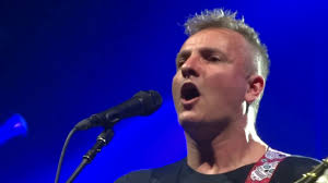 Joe Sumner tribute to David Bowie & Sting 50.000 (Live,