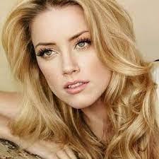 Elva Chase's Instagram, Twitter & Facebook