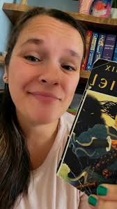 Reel by Evie Goodwin 🦄 writer & artist (@cest.la.evie) · August 1, 2025