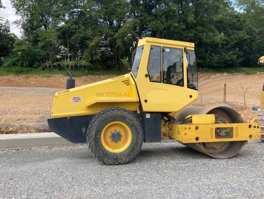 BOMAG BW 177 D-40 Smooth Drum Roller