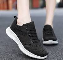 Gubotare Womens Tennis Shoes Womens White PU Leather Sneakers Low Top  Tennis Shoes Casual Walking Shoes,Black 7.5