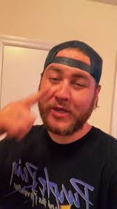 Bailey Bear's Instagram, Twitter & Facebook