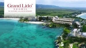 Jamaica Vacations Grand Lido Negril Au Naturel Resort All Inclusive This Beachfront Resort All Inclusive Resorts Vacation Resorts Jamaica All Inclusive