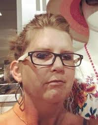 Karen Ruff's Instagram, Twitter & Facebook