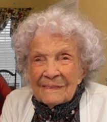 Dee Hurd's Instagram, Twitter & Facebook