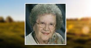 Lorraine Beal's Instagram, Twitter & Facebook