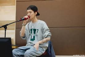 Luhan 鹿晗- Luhan 鹿晗added a new photo.