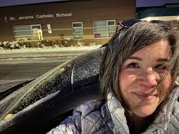 Leanne Stanton (@LeanneDStanton)