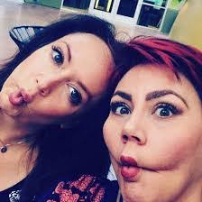 Lisbeth Weiss's Instagram, Twitter & Facebook