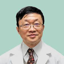 Kin Lam's Instagram, Twitter & Facebook