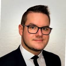 Lehrabschluss: erledigt ✓ Berufsmatur: erledigt ✓ Nach drei intensiven  Jahren ist es geschafft