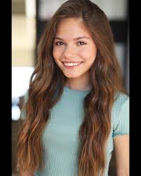 Ava Torres's Instagram, Twitter & Facebook