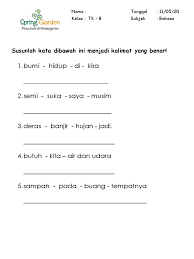 Ini 5 materi bahasa inggris untuk anak tk yang bisa parents gunakan untuk mengajarkan si buah hati. Tugas Materi Pengulangan Tk B